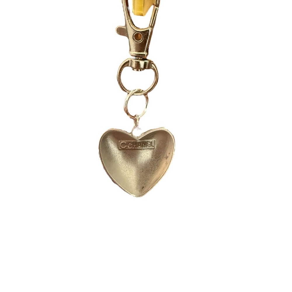 CHANEL Metallic Heart Key Holder-Upcycled - Picture 2 of 2